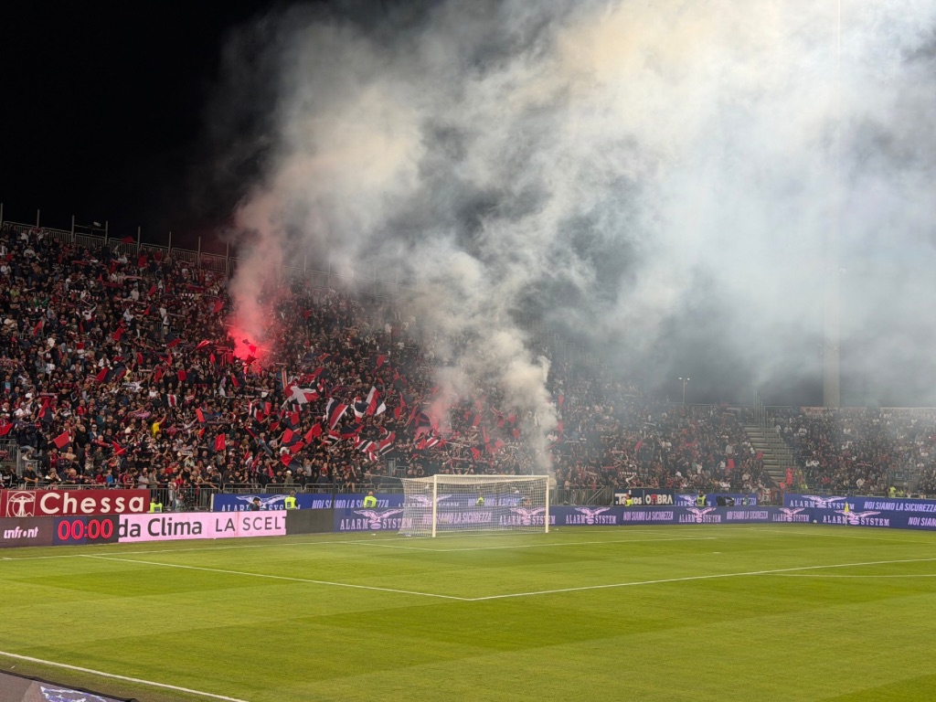 Cagliari quarto in classifica, i tifosi continuano a sognare